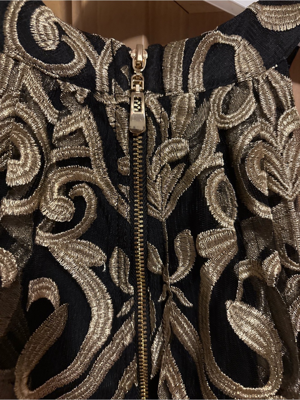 NWT Fully lined gold embroidered black dressy swing top, full zip back sz S - Picture 7 of 9
